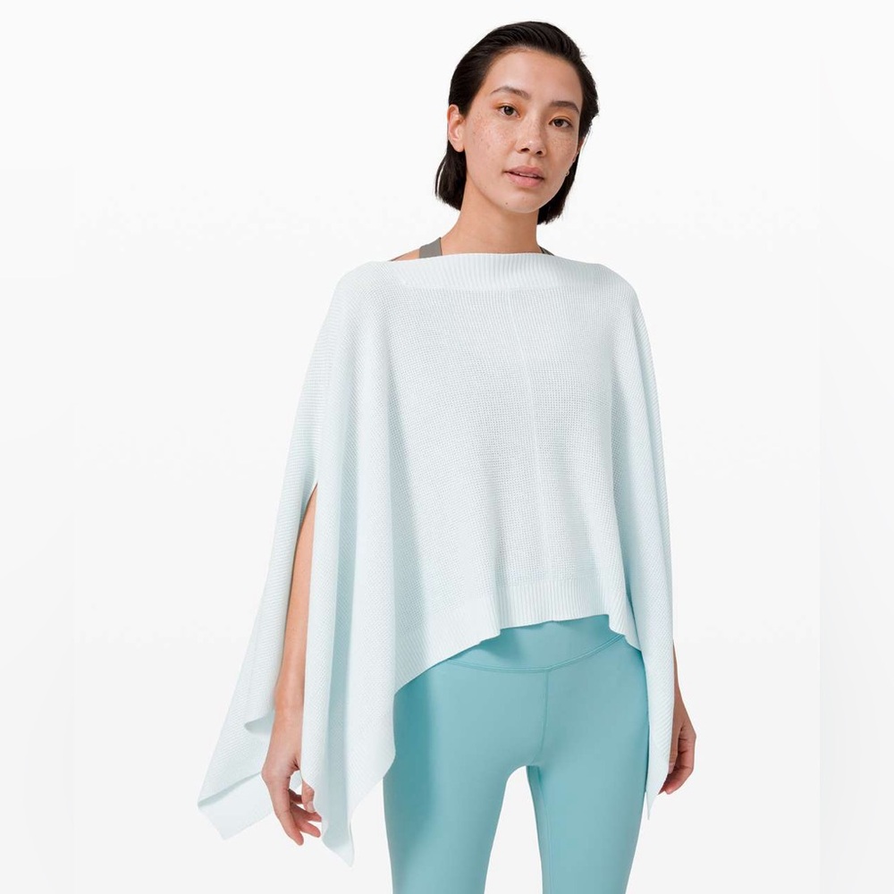 Lululemon Forward Flow Poncho Womens One Size Almost Blue Knit